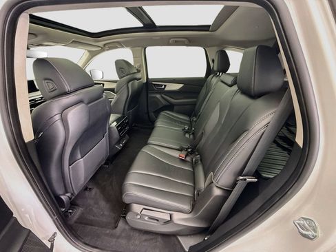 Used 2024 Acura MDX SH-AWD w/ Technology Package image 20