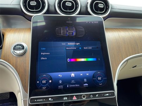 Used 2024 Mercedes-Benz GLC 300 image 35