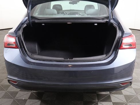 Used 2021 Chevrolet Malibu LT image 14