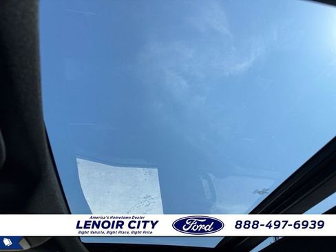 Used 2025 Ford F150 Lightning Lariat w/ Max Trailer Tow Package image 17