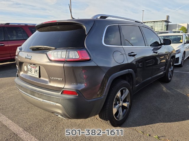 Used 2019 Jeep Cherokee Limited w/ Technology Group AWD/4WD image 4
