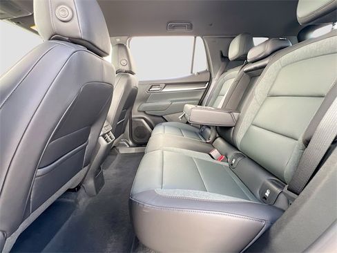 New 2026 GMC Terrain AT4 w/ Convenience Package III image 17