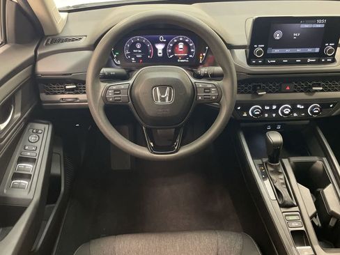 Certified 2025 Honda Accord SE image 19