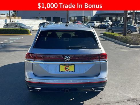 New 2026 Volkswagen Atlas SE FWD image 8