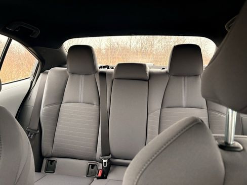 Used 2024 Toyota Corolla SE image 6