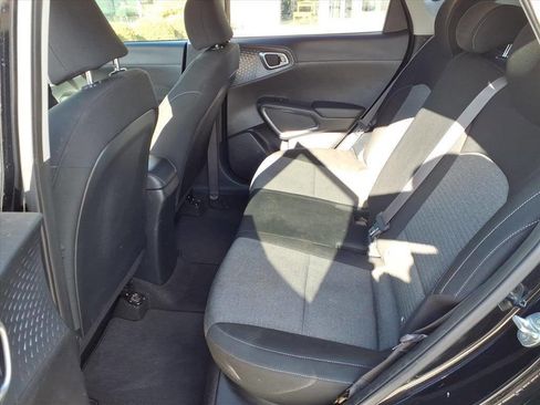 Used 2021 Kia Soul S image 23