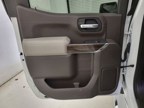 Used 2020 Chevrolet Silverado 1500 RST w/ Texas Edition image 48