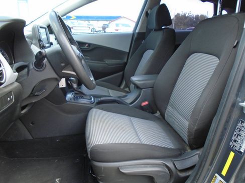 Used 2019 Hyundai Kona SE FWD image 7