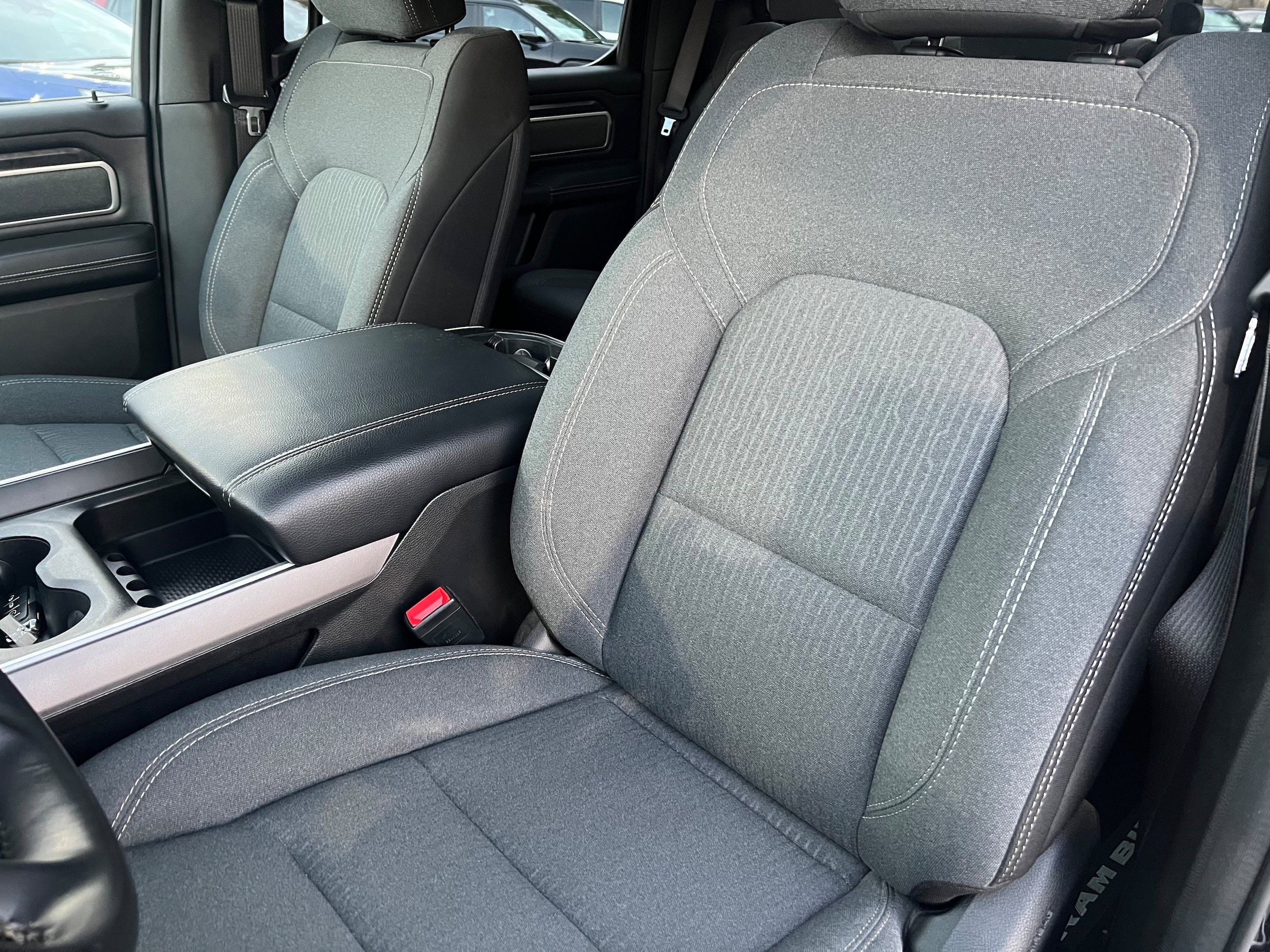 Used 2022 RAM 1500 Big Horn AWD/4WD image 17