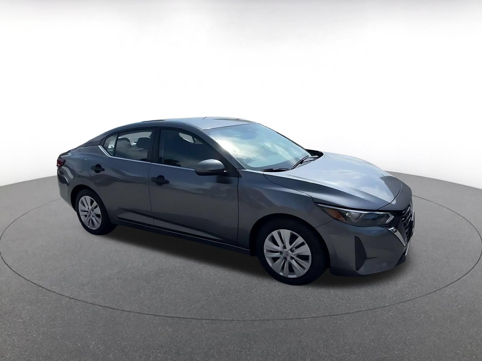 Used 2025 Nissan Sentra S FWD image 2