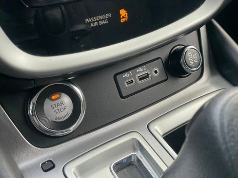 Certified 2020 Nissan Murano S w/ Technology Package image 21