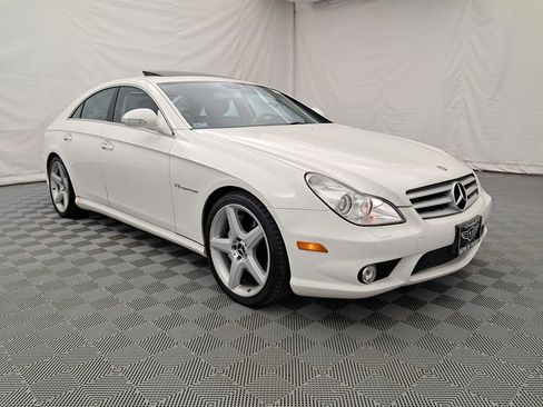 Used 2006 Mercedes-Benz CLS 55 AMG image 2