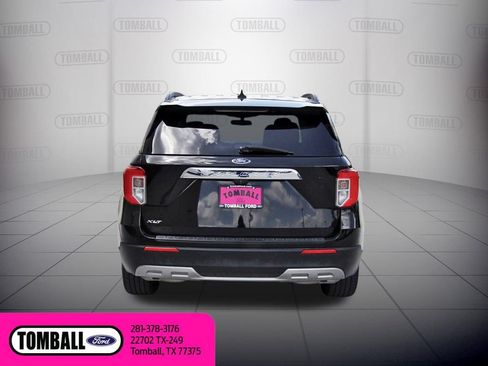 Used 2022 Ford Explorer XLT w/ Equipment Group 202A RWD image 7