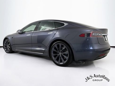 Used 2020 Tesla Model S Long Range AWD/4WD image 5