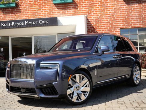New 2026 Rolls-Royce Cullinan AWD/4WD image 1