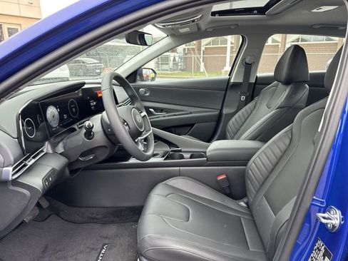 New 2026 Hyundai Elantra Limited image 19