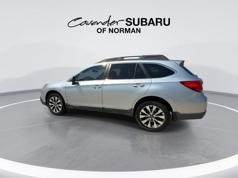 Used 2016 Subaru Outback 2.5i Limited AWD/4WD image 6