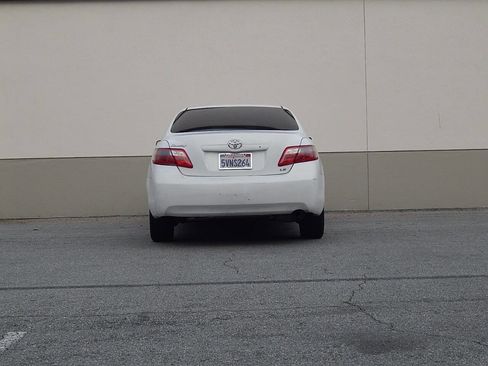 Used 2007 Toyota Camry LE image 5