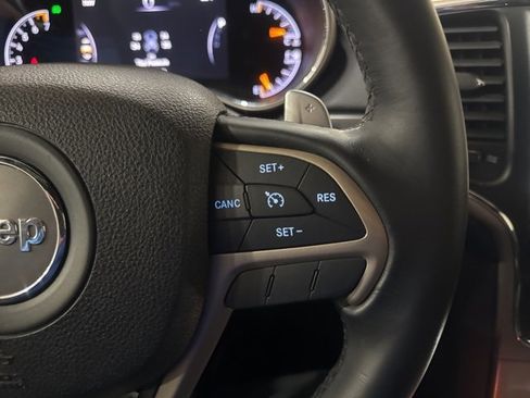 Used 2017 Jeep Grand Cherokee Laredo w/ Quick Order Package 23E image 25