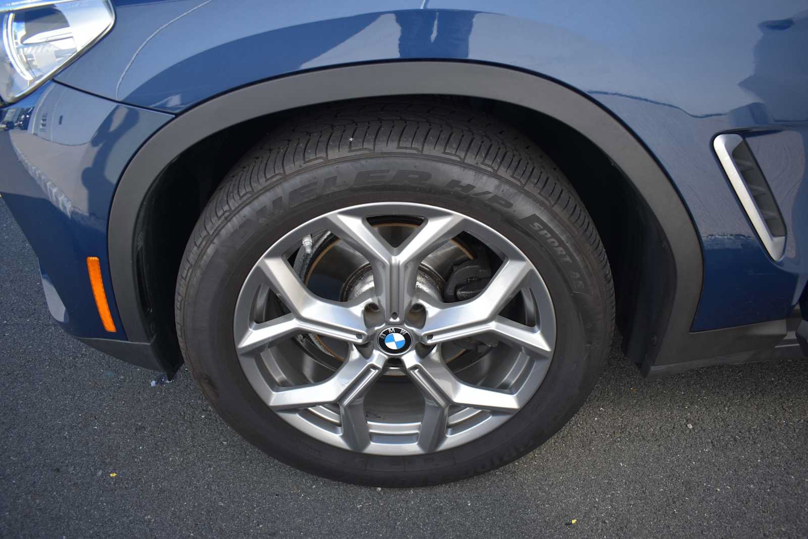 Used 2021 BMW X4 xDrive30i w/ Premium Package AWD/4WD image 21