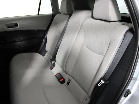 Used 2025 Toyota Corolla Cross L FWD image 27