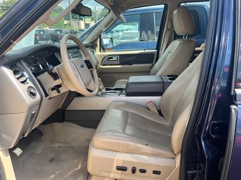 Used 2014 Ford Expedition EL XLT w/ Equipment Group 202A AWD/4WD image 7