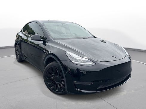 Used 2021 Tesla Model Y Long Range AWD/4WD image 4