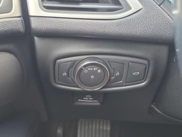 Used 2018 Lincoln MKZ Reserve FWD image 28