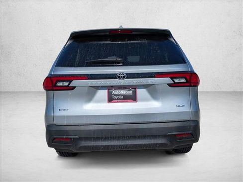 New 2026 Toyota Grand Highlander XLE image 7