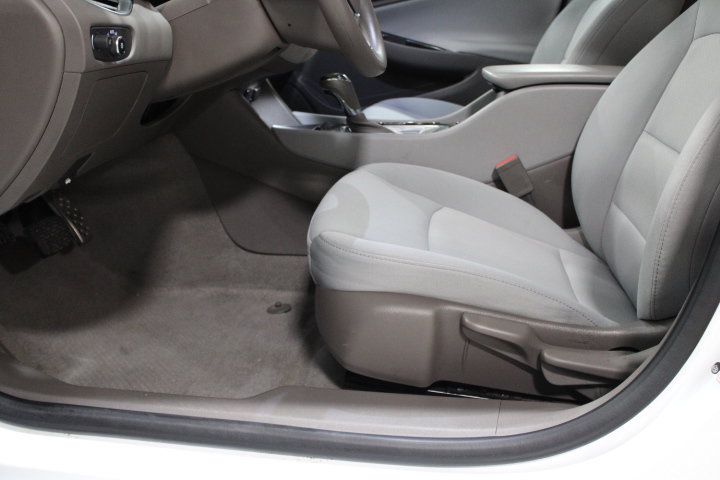 Used 2017 Chevrolet Malibu LS FWD image 16