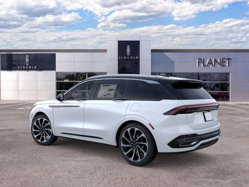 New 2026 Lincoln Nautilus Black Label AWD/4WD image 4