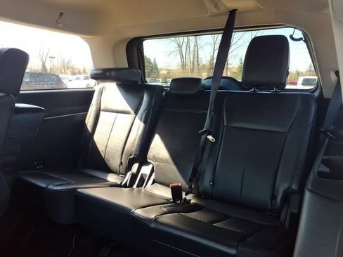 Certified 2022 Ford Expedition XLT image 13