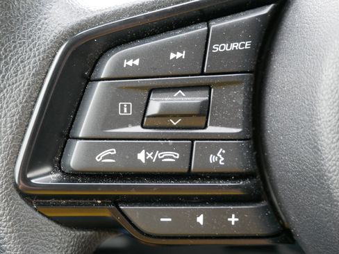 Used 2025 Subaru Crosstrek 2.5i Premium AWD/4WD image 28