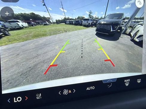 Used 2025 Lincoln Aviator 2WD image 32