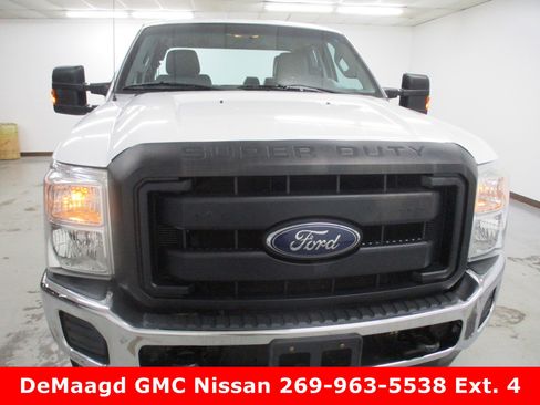 Used 2016 Ford F350 XL image 2