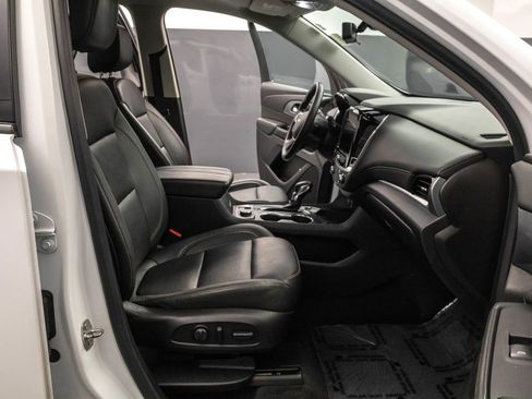 Used 2021 Chevrolet Traverse Premier w/ Redline Edition AWD/4WD image 34