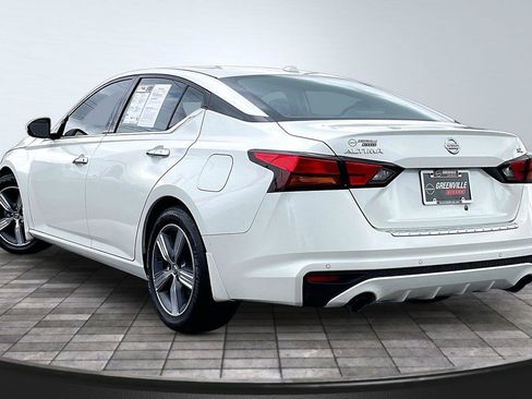 Used 2019 Nissan Altima 2.5 SL FWD image 3