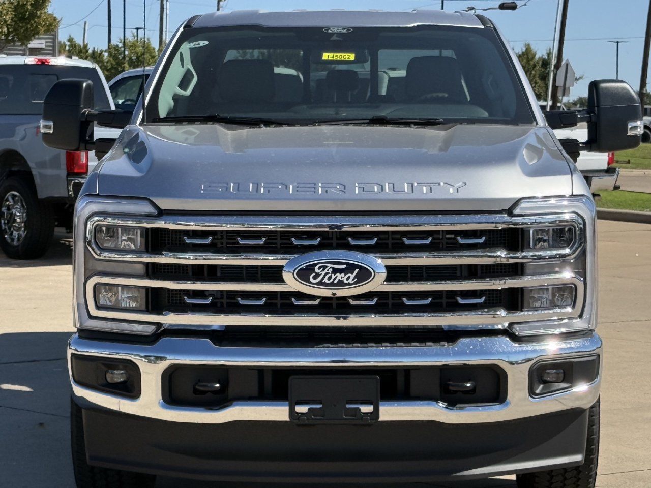 New 2027 Ford F250 XLT w/ XLT Premium Package AWD/4WD image 7