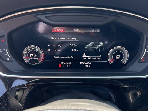 Used 2022 Audi A8 L 3.0T AWD/4WD image 19