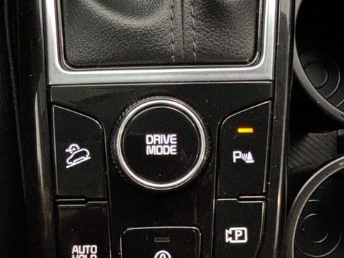 Used 2023 Kia Sportage EX image 7