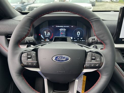 New 2026 Ford Explorer ST w/ Sun And Sound Package image 16