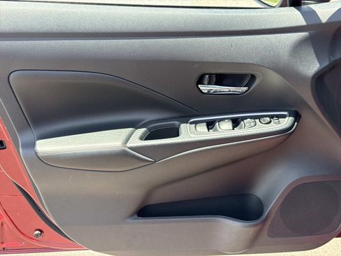 Certified 2025 Nissan Versa SR w/ Trunk Package FWD image 23