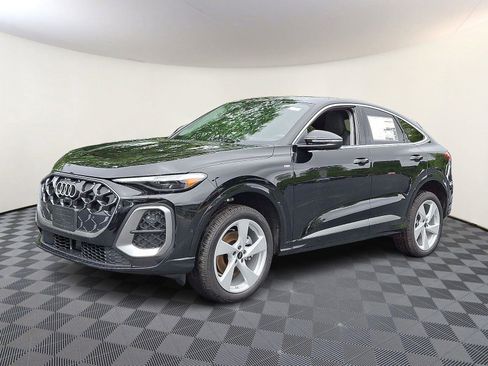 New 2026 Audi Q5 Premium Plus AWD/4WD image 3