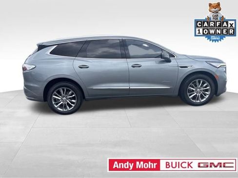 Used 2023 Buick Enclave Avenir w/ Avenir Technology Package image 15