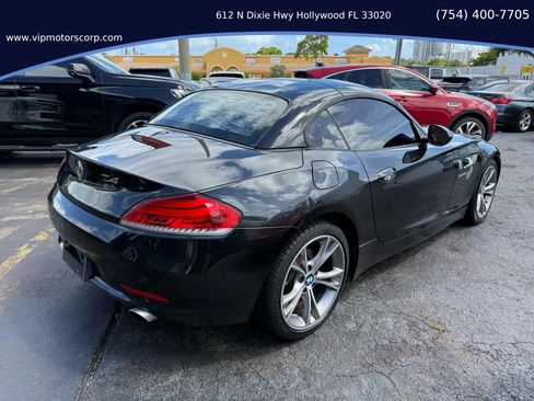Used 2014 BMW Z4 sDrive35i image 16