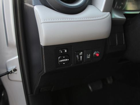 Used 2017 Toyota RAV4 XLE w/ Plus Special Value Package FWD image 13