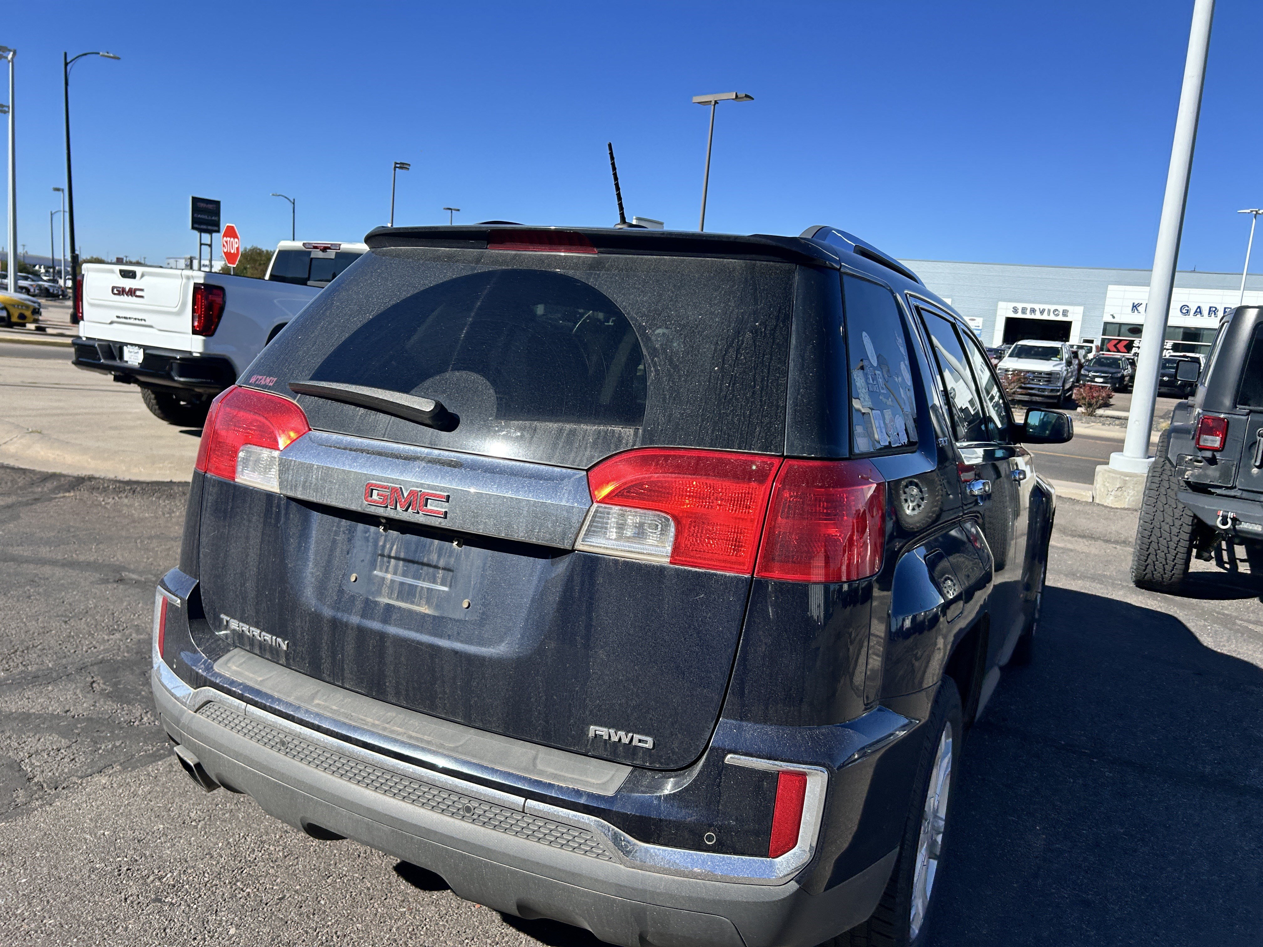 Used 2016 GMC Terrain SLT w/ Open Road Package AWD/4WD image 4