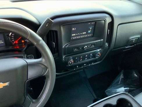 Used 2018 Chevrolet Silverado 1500 W/T w/ WT Convenience Package image 6