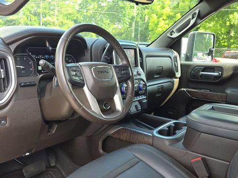 Used 2021 GMC Sierra 2500 Denali w/ Denali Ultimate Package AWD/4WD image 25