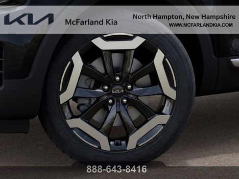 New 2025 Kia Telluride S image 10